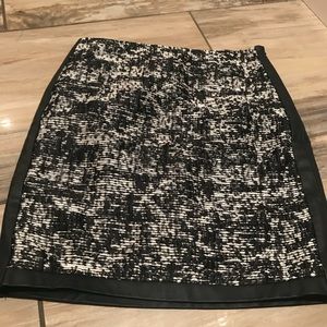 Ann Taylor tweed skirt Size 4
